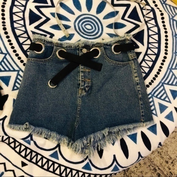 🆕 Denim high waisted skirt with belt - Picture 1 of 8
